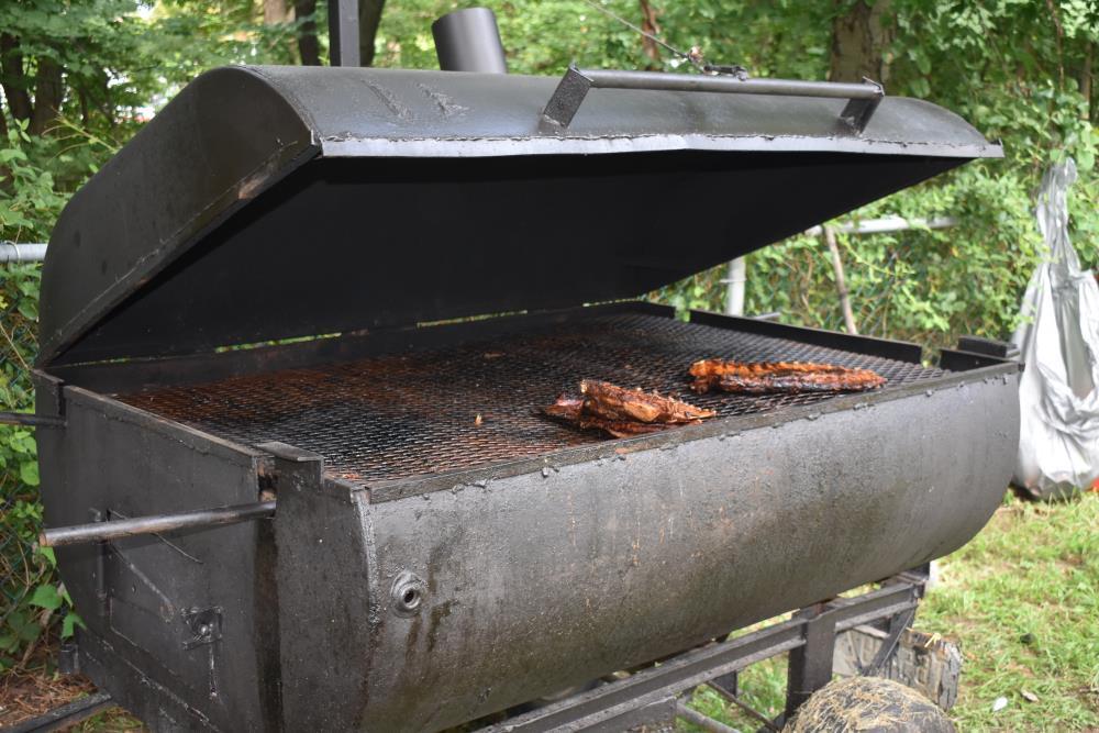 Grill with Some Ribs in It